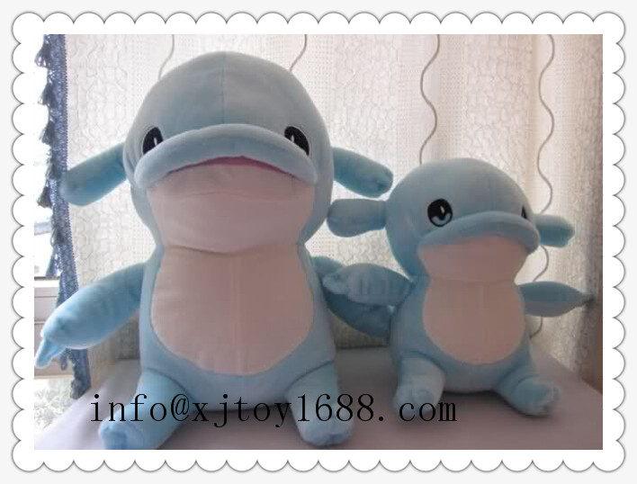 plush dolphine toy