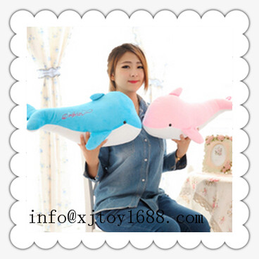 plush dolphine toy