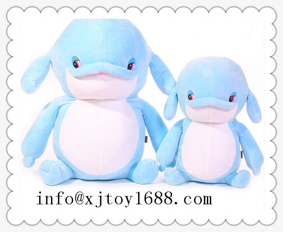 plush dolphine toy