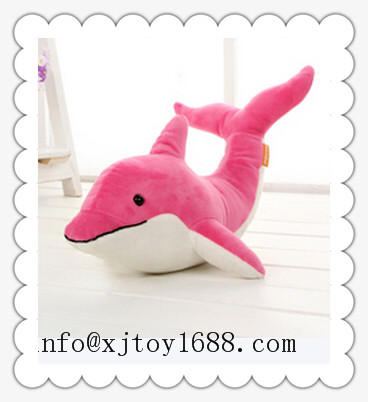 plush dolphine toy