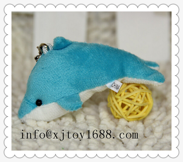 plush dolphine keychain